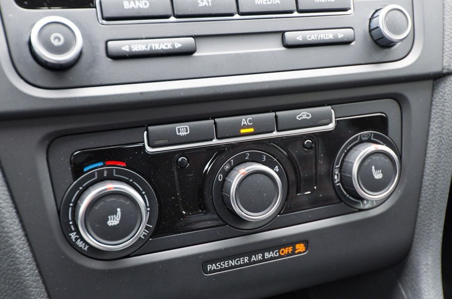  Volkswagen Golf GTi 2012 года  (фото 4 из 48)
